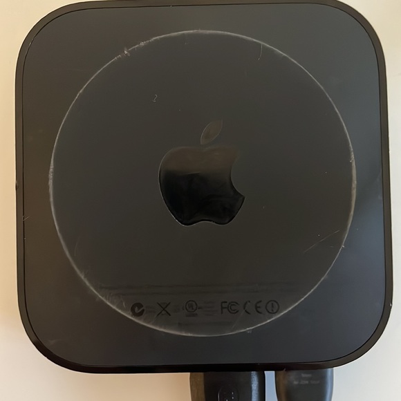 Apple TV second generation 8gb - Picture 2 of 2
